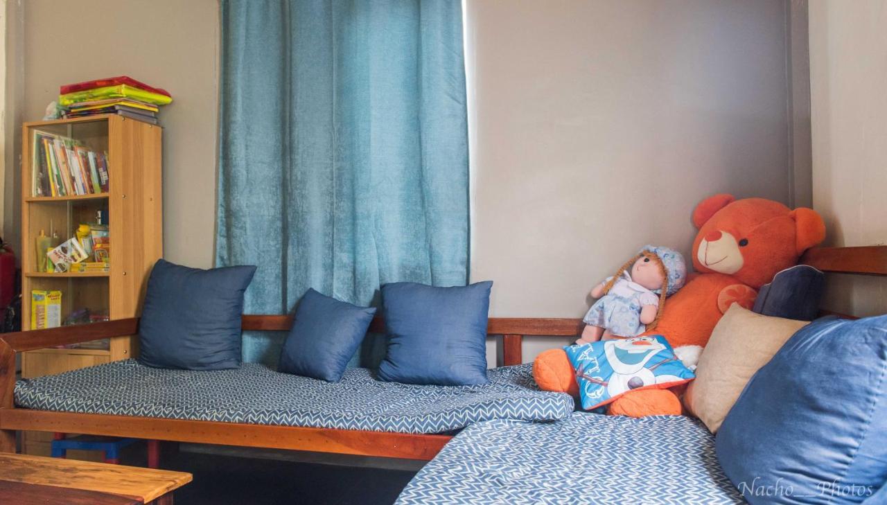Footprints Homestay (Adults Only) Хенераль-Луна Екстер'єр фото